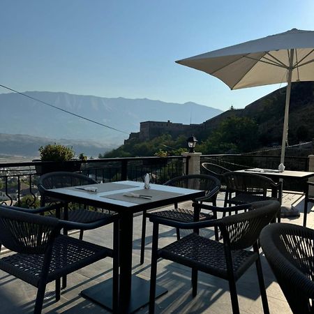 Hotel With Castle View Gjirokastër Dış mekan fotoğraf