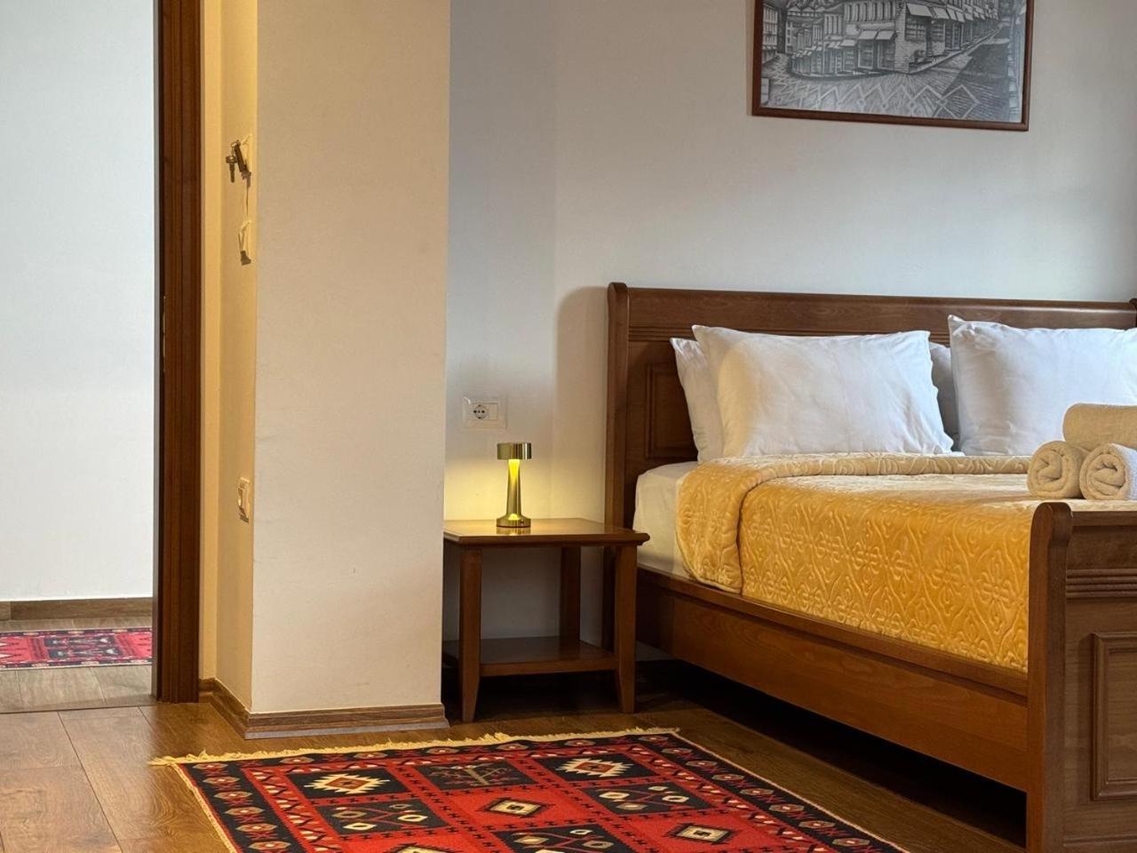 Hotel With Castle View Gjirokastër Dış mekan fotoğraf